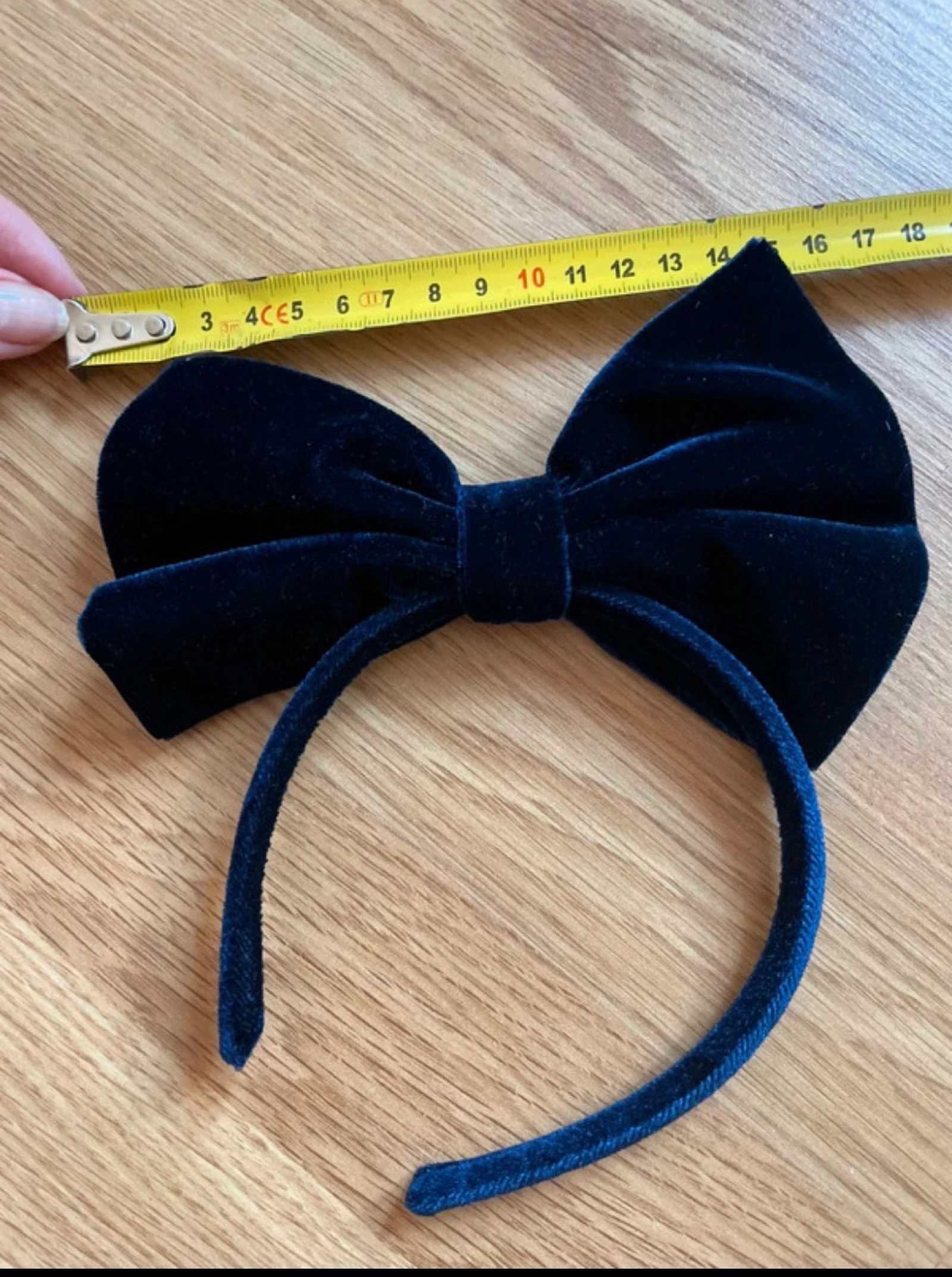 Fluweel diadeem met grote strik – photo 3
